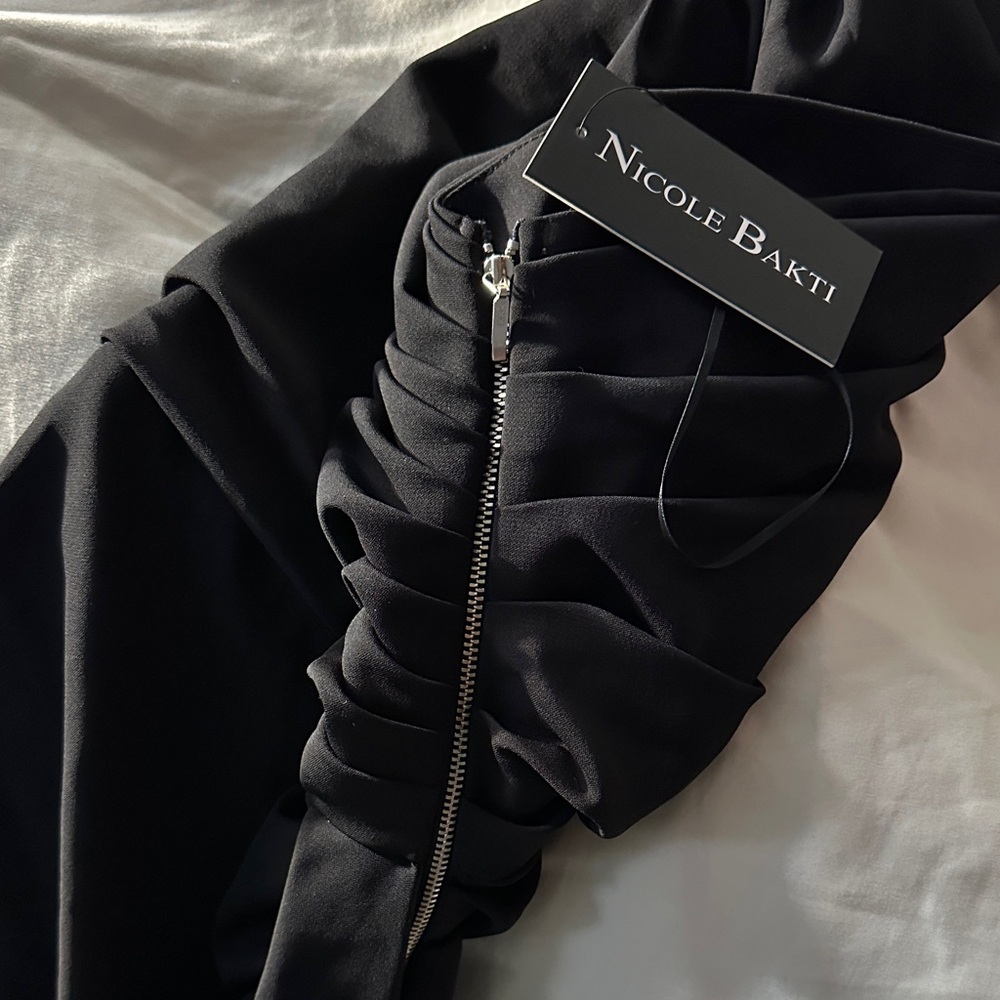 Nicole Bakti Chic Black One-Shoulder Dress - Picture 3 of 6